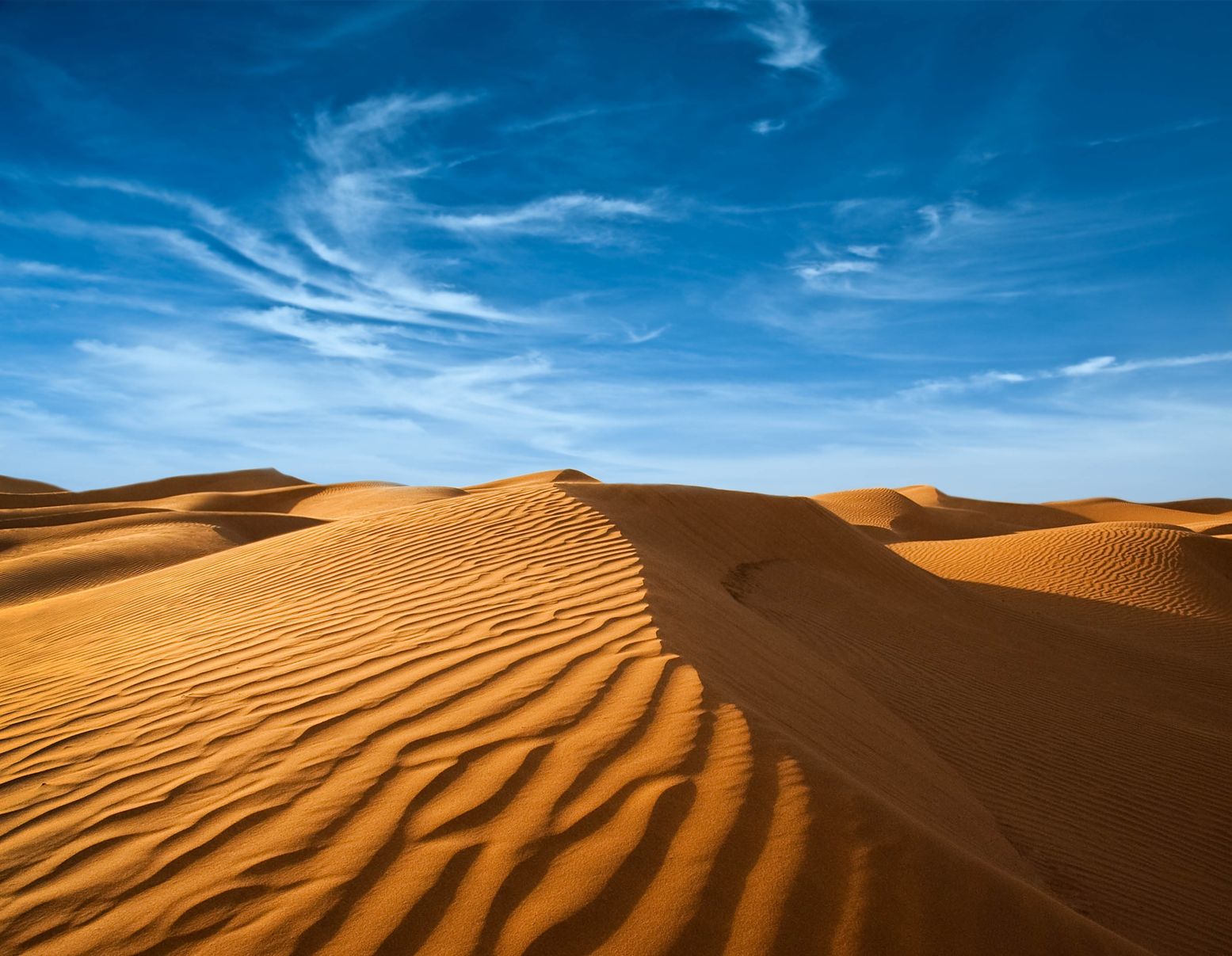Дюна интересные факты. Пустыня песок. Барханы в пустыне. Барханы Африки.